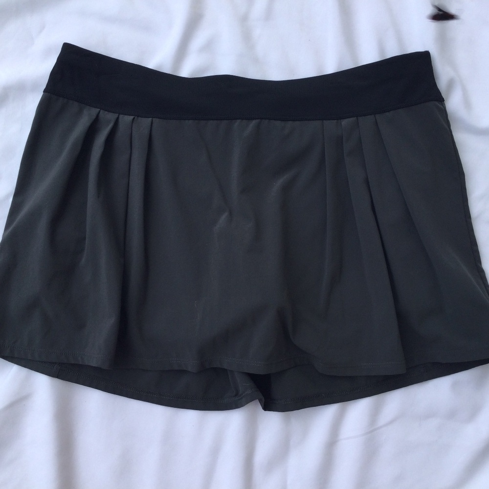 Lucy Tech Golf/Pickleball Skort, Size Medium